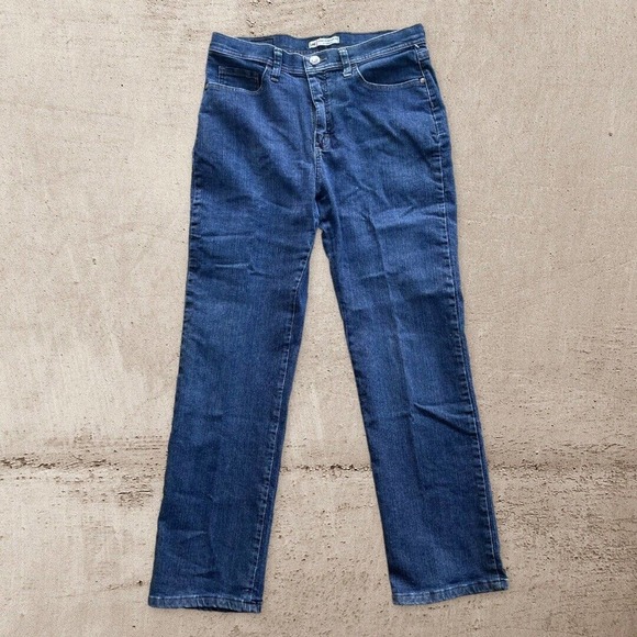 Lee | Jeans | Lee Classic Fit Straight Leg At The Waist Jeans Womens ...